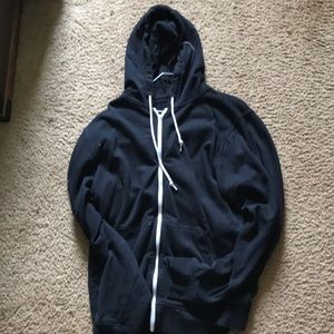 Zine all black hoodie